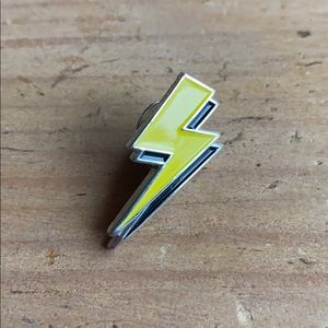 Lightning bolt pin